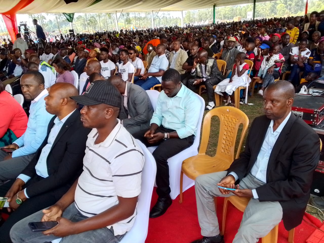 A mammoth of Nyamira residents who have turned up for the launch of Sironga Aggregation and Industrial Park